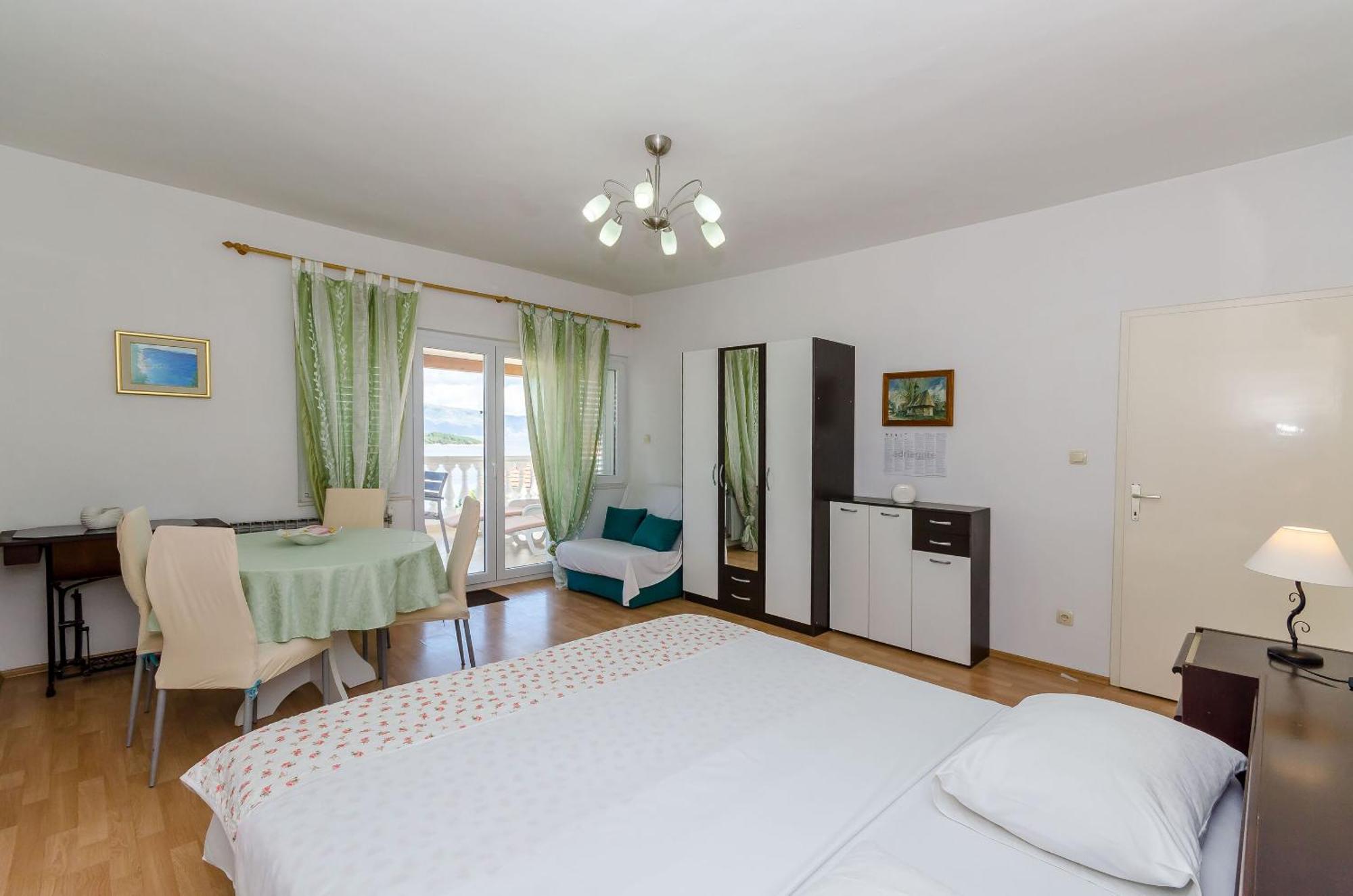 Apartments Jakov Jelsa  Εξωτερικό φωτογραφία